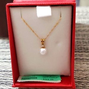 14kt Gold Chain & Pearl Charm